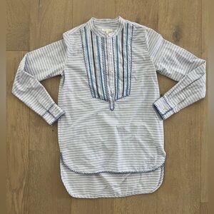 ANN MASHBURN Light Blue & White Striped Women' Tunic Top with Navy Embroidery S